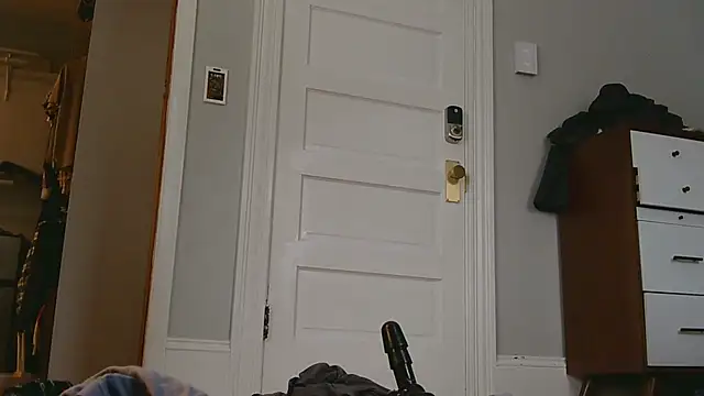 hungbottom603 online show from December 2, 2025, 6:20 pm