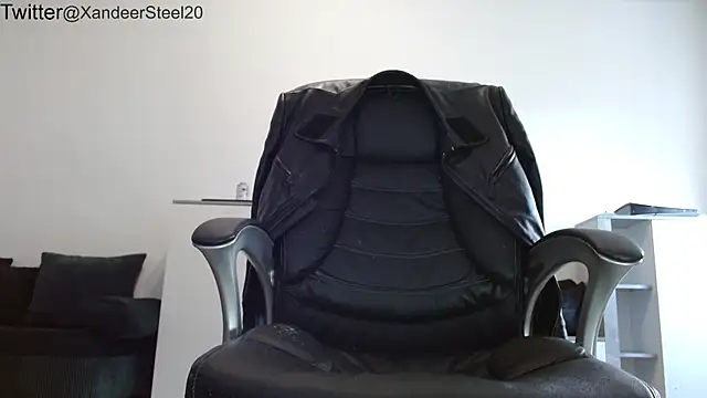 Xandeer Steel online show from October 27, 2025, 1:45 pm