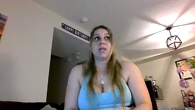 Snapshot of thedevinemama chatting on June 28, 2026, 3:02 am thedevinemama online show from June 28, 2026, 3:02 am