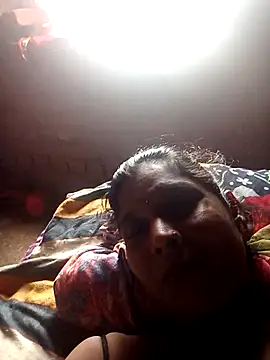 Snapshot of Savita992 chatting on September 9, 2025, 5:06 am Savita992 online show from September 9, 2025, 5:06 am