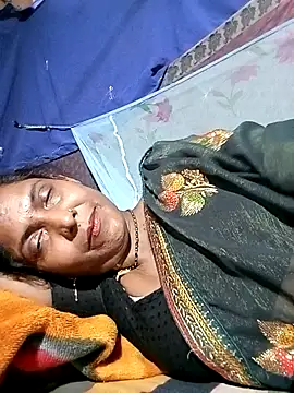 Snapshot of Savita992 chatting on March 13, 2026, 6:29 am Savita992 online show from March 13, 2026, 6:29 am