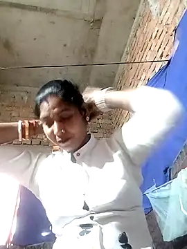 Snapshot of Savita992 chatting on March 17, 2026, 8:50 am Savita992 online show from March 17, 2026, 8:50 am