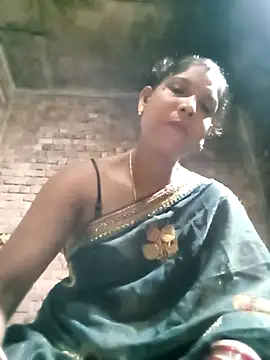 Snapshot of Savita992 chatting on September 8, 2025, 2:27 pm Savita992 online show from September 8, 2025, 2:27 pm