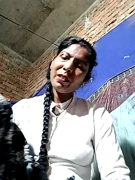 Snapshot of Savita992 chatting on April 3, 2026, 11:27 am Savita992 online show from April 3, 2026, 11:27 am