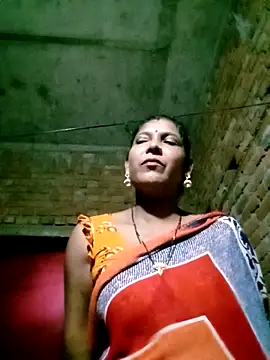Snapshot of Savita992 chatting on September 14, 2025, 1:33 pm Savita992 online show from September 14, 2025, 1:33 pm
