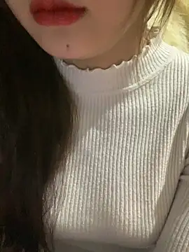 Linhtruong  online show from February 5, 2026, 3:57 am