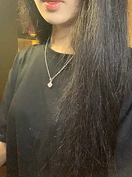 Nhinhi18 online show from April 2, 2026, 3:41 pm