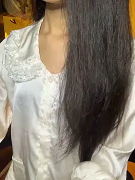 Nhinhi18 online show from September 13, 2025, 3:01 pm