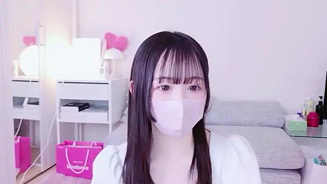 o-AKANE-o online show from April 17, 2026, 5:32 am