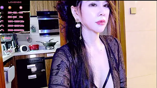 xinxinbabe online show from February 10, 2026, 8:35 am