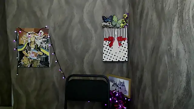 Linda S  online show from November 4, 2025, 9:57 am