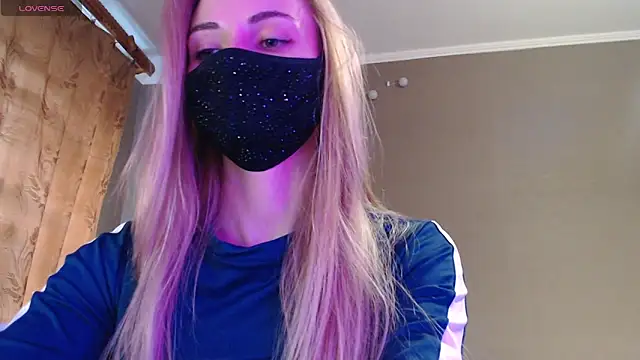 Snapshot of Iris_lave chatting on September 28, 2025, 3:19 pm Iris lave online show from September 28, 2025, 3:19 pm