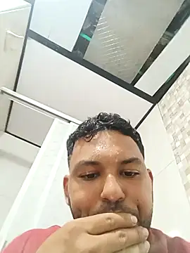 Frank0021 online show from November 1, 2025, 10:14 pm