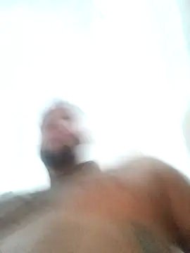 Frank0021 online show from November 21, 2025, 11:37 pm