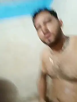 Frank0021 online show from November 6, 2025, 8:13 pm