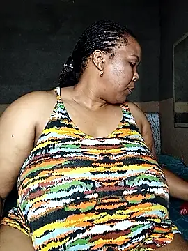 Snapshot of Moretl chatting on January 17, 2026, 8:45 pm Moretl online show from January 17, 2026, 8:45 pm