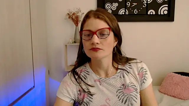 Snapshot of Camila-ventura chatting on February 7, 2026, 2:30 am Camila-ventura online show from February 7, 2026, 2:30 am