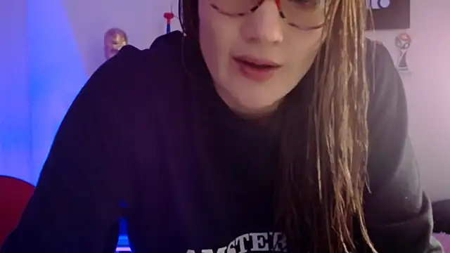 Snapshot of Camila-ventura chatting on July 12, 2026, 1:23 pm Camila-ventura online show from July 12, 2026, 1:23 pm