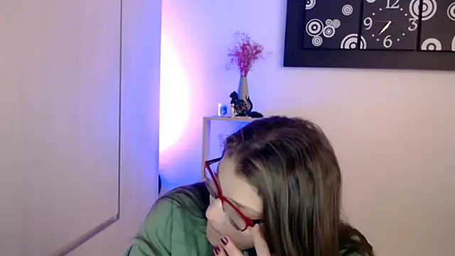 Snapshot of Camila-ventura chatting on February 24, 2026, 7:37 pm Camila-ventura online show from February 24, 2026, 7:37 pm