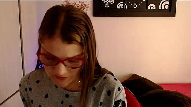 Camila-ventura online show from January 6, 2026, 7:51 pm