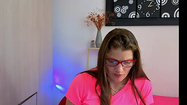 Camila-ventura online show from December 22, 2025, 7:03 pm