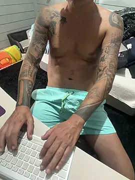 Snapshot of AnimistEquity chatting on December 22, 2025, 11:54 am AnimistEquity online show from December 22, 2025, 11:54 am