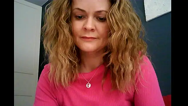 Ginger-bb online show from February 5, 2026, 7:37 am