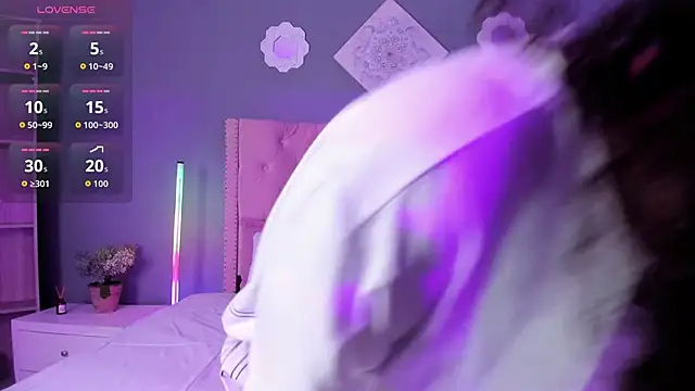 Joe And Emma online show from November 11, 2025, 9:09 pm