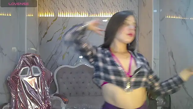  Mia sweet b online show from November 17, 2025, 12:53 pm