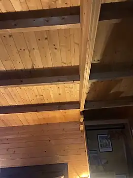 Elegant-Chlo37 online show from March 18, 2026, 10:32 pm