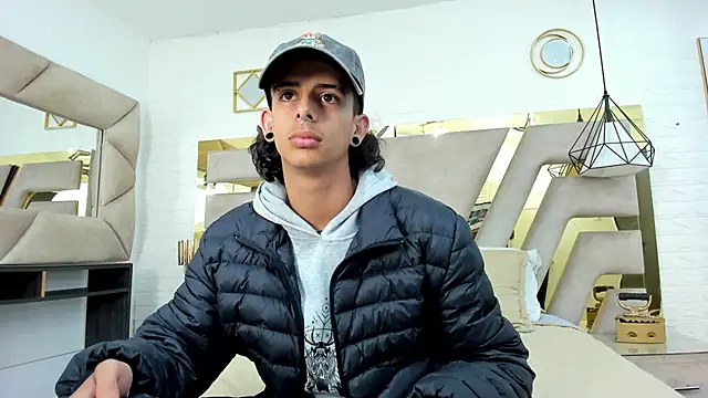 Ibratxandy online show from November 14, 2025, 6:11 pm