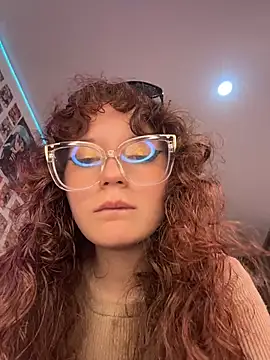 Snapshot of Sharon_Black chatting on July 15, 2026, 1:45 am Sharon Black online show from July 15, 2026, 1:45 am