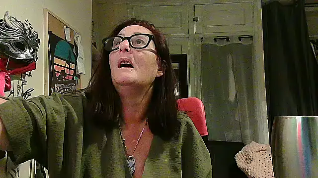 Mistress-Ivy51 online show from October 28, 2025, 5:29 am