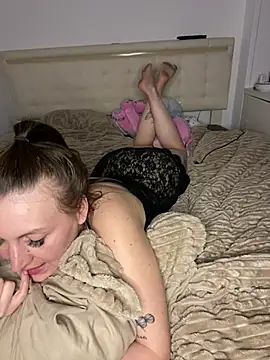 monsieuretmada1 online show from April 15, 2026, 7:29 pm