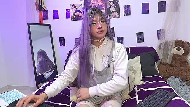 Snapshot of _viollette_ chatting on March 23, 2026, 12:11 am viollette online show from March 23, 2026, 12:11 am