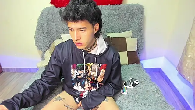  viollette  online show from October 21, 2025, 12:43 am