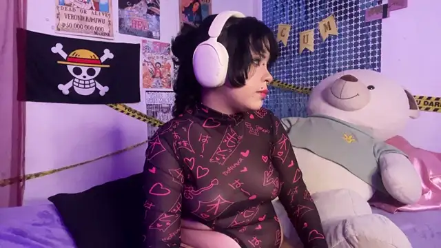 PixelKitty  online show from June 13, 2026, 3:37 am