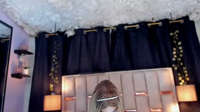 Hanzking01 online show from October 18, 2025, 9:11 am