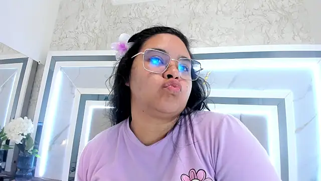 melodycharlotte online show from October 11, 2025, 11:33 am