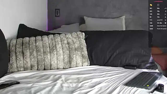 joesteel online show from November 22, 2025, 7:13 pm