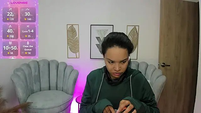 Ayshel cooperr online show from October 26, 2025, 3:51 am