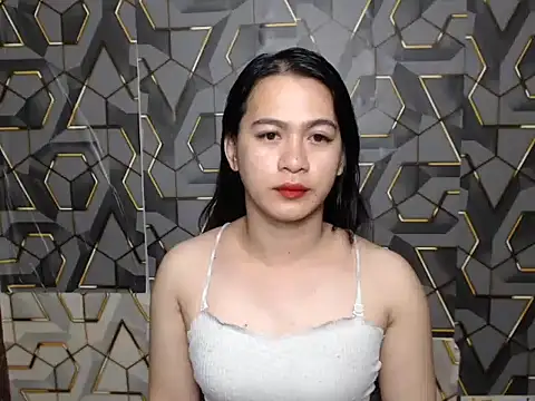 Snapshot of ur_asianpretty chatting on June 14, 2026, 7:15 pm ur asianpretty online show from June 14, 2026, 7:15 pm