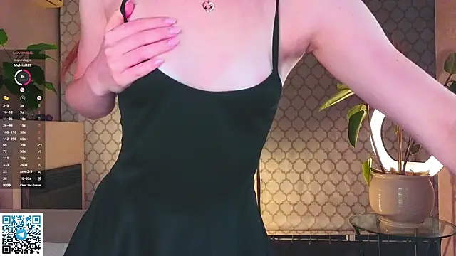 BettySamers online show from October 13, 2025, 7:04 pm