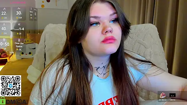 elle one online show from November 10, 2025, 3:55 am