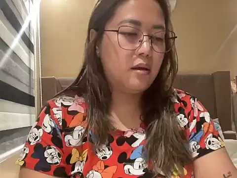 Snapshot of Bunny_asian10 chatting on February 19, 2026, 12:46 pm Bunny asian10 online show from February 19, 2026, 12:46 pm