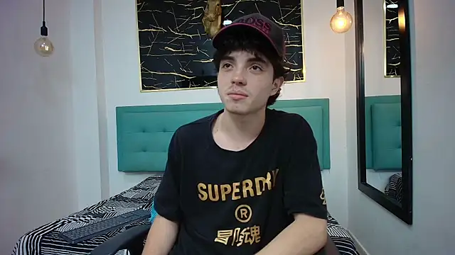 dia fax18 online show from October 27, 2025, 7:48 pm