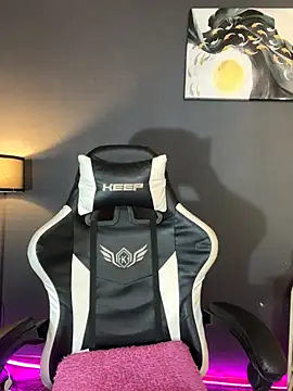 Snapshot of SexGoddess_Seraphina chatting on October 10, 2025, 12:11 am SexGoddess Seraphina online show from October 10, 2025, 12:11 am