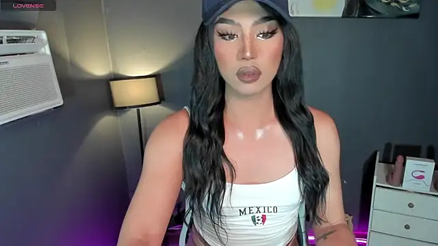 Snapshot of SexGoddess_Seraphina chatting on October 17, 2025, 10:22 pm SexGoddess Seraphina online show from October 17, 2025, 10:22 pm