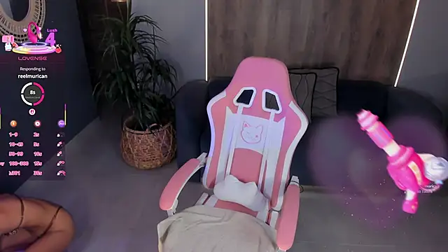 Snapshot of MaddyOwens chatting on March 3, 2026, 11:06 am MaddyOwens online show from March 3, 2026, 11:06 am