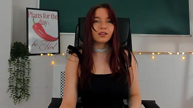 NoraHaynes online show from April 20, 2026, 3:09 am